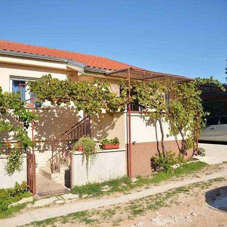 Apartment Pia מורטר מראה חיצוני תמונה